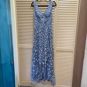 Elegant Blue Evening Gown